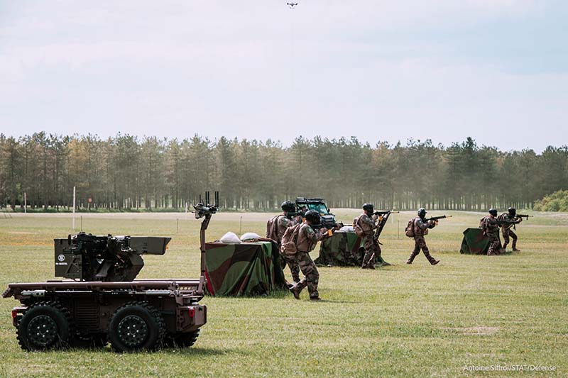 Elistair Tethered UAV and Military vehicles operating at Cohoma exercices